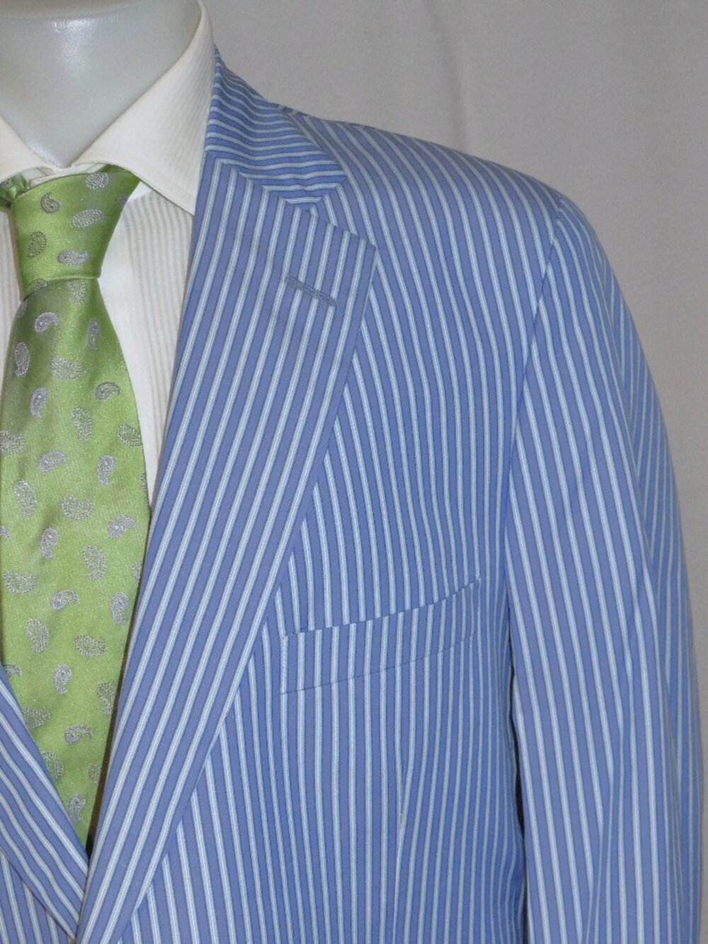 Paul Stuart Blue Regatta Striped Woven in Italy Two Button Sport Coat 45 ST